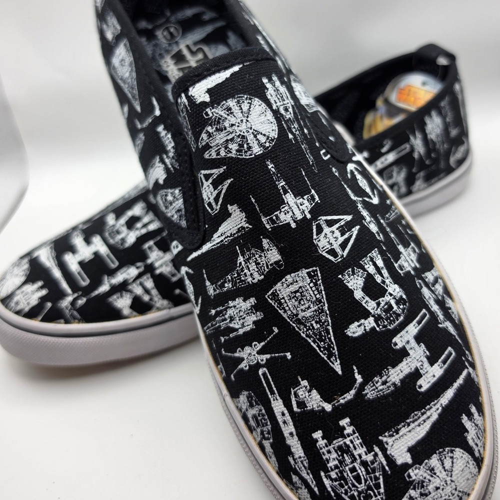 Star Wars Mens Slip On Canvas Sneakers Millennium Falcon X-Wing Black White 11